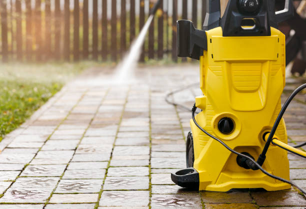 Best Concrete Surface Cleaning in Eagle Lake, FL